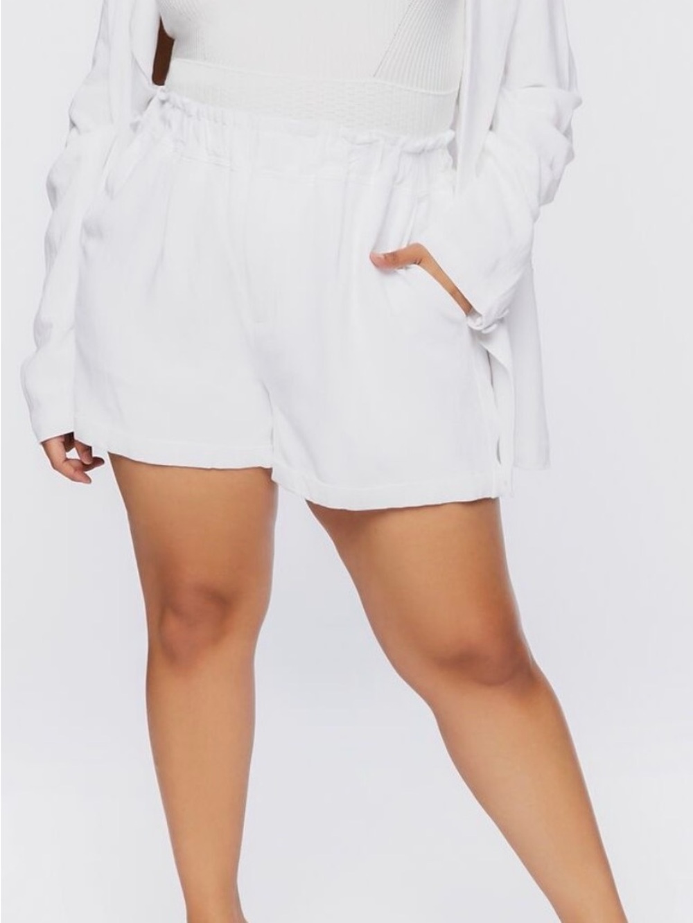 Women’s White Linen Shorts